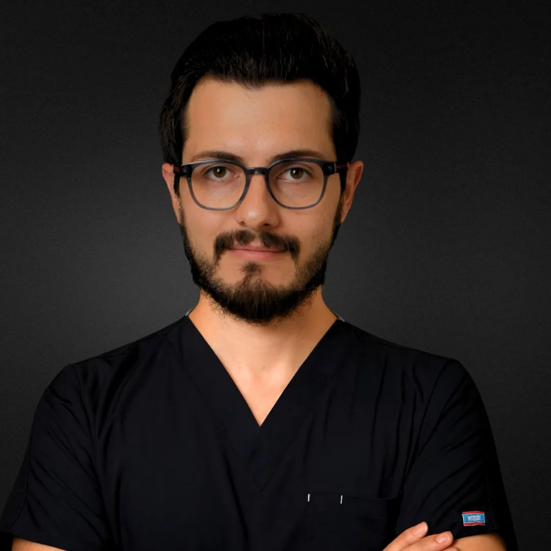Dr. Ergin portrait - Smile Center Turkey dentist in Antalya, Turkey