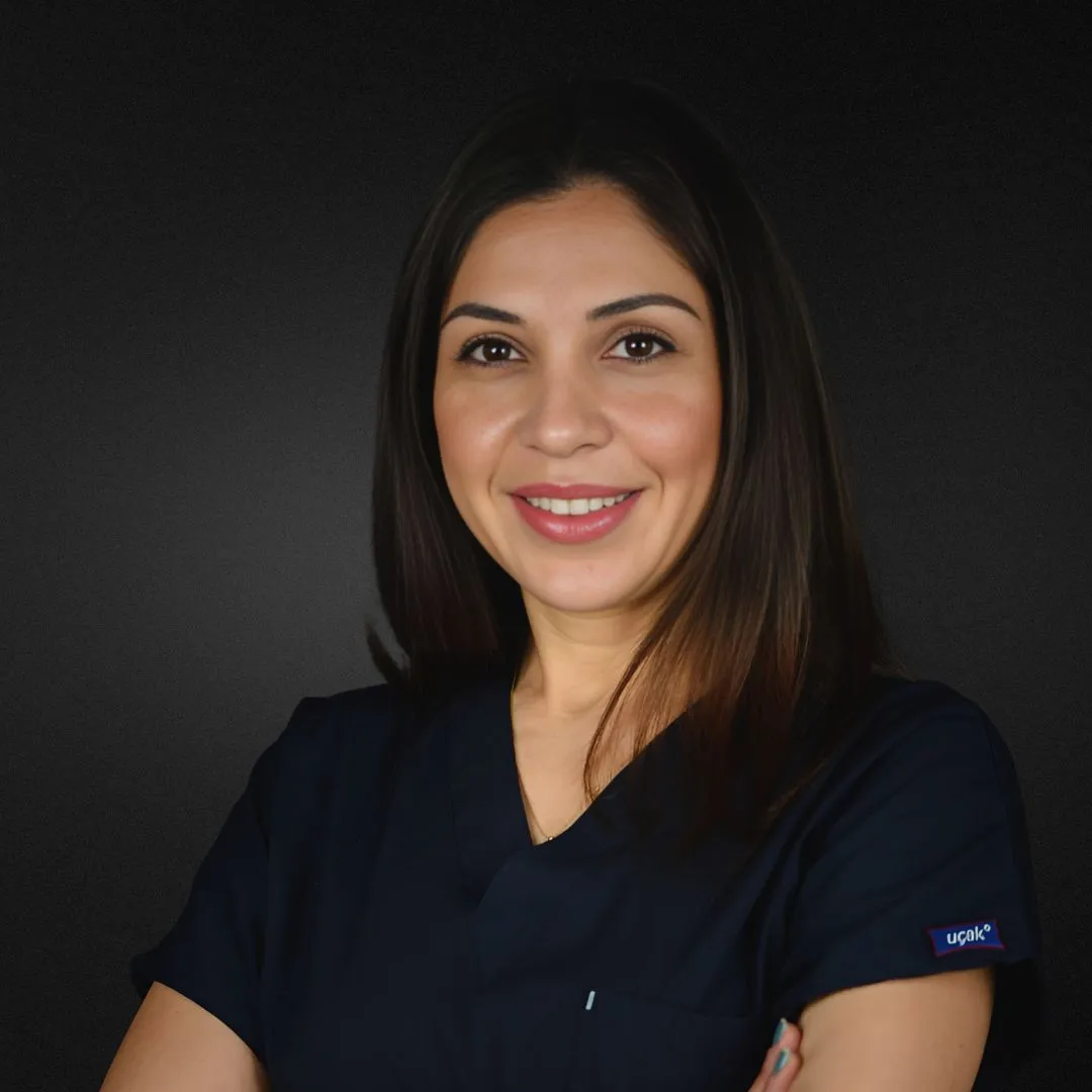 Dt Ozlem portrait - Smile Center Turkey dentist in Antalya, Turkey